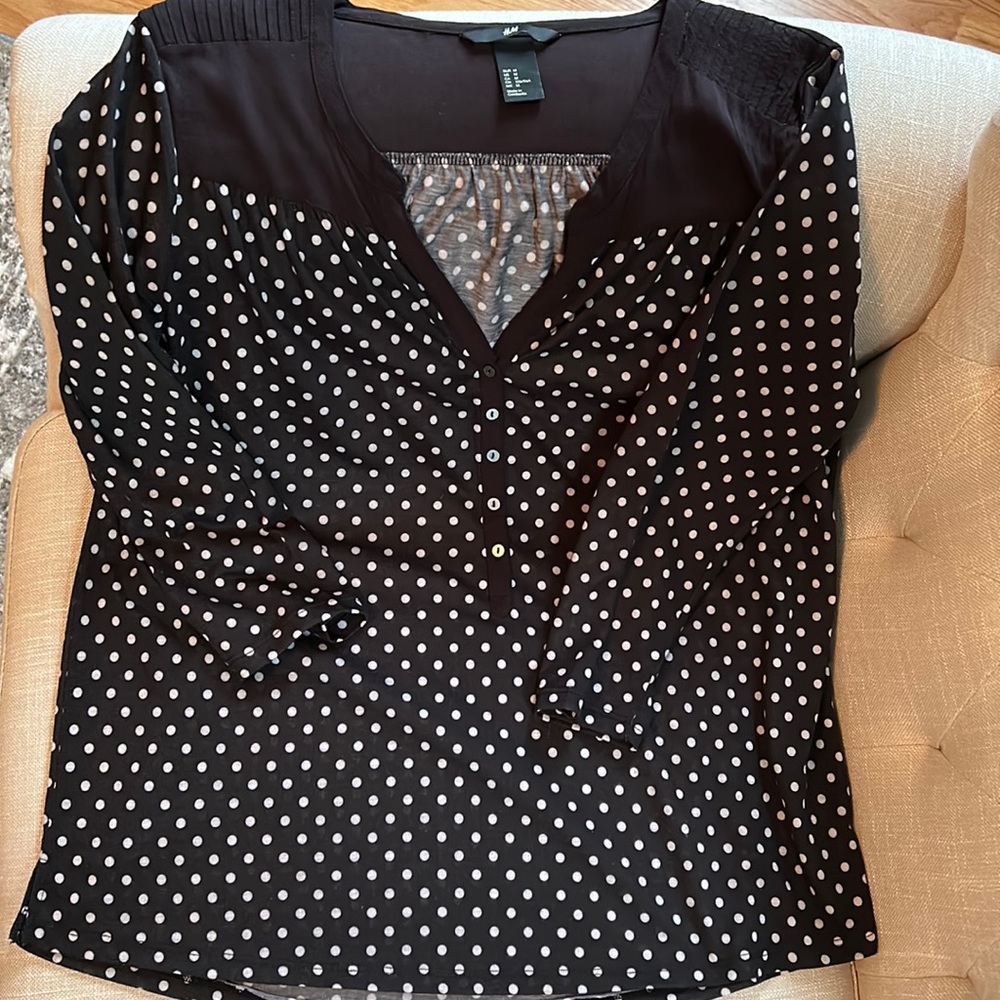 Women’s medium 3/4 sleeve shirt from H&M